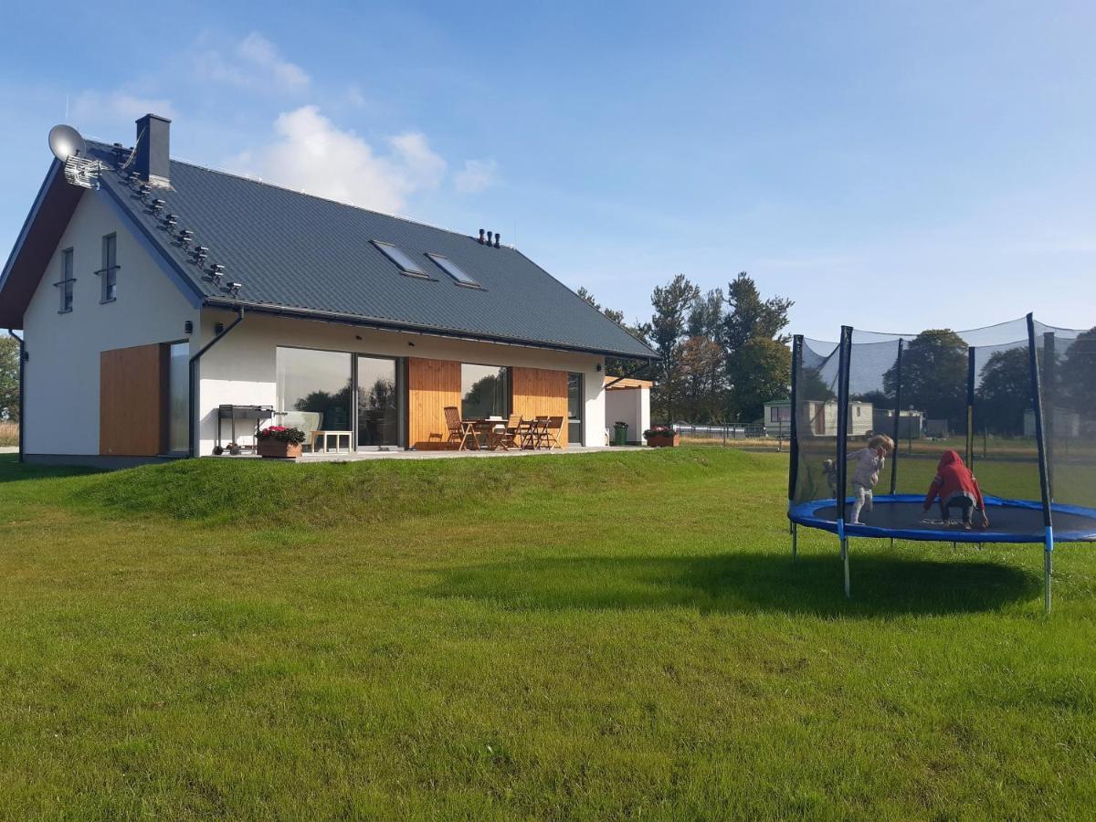 Villa Ra With Garden And Sauna At The Baltic Sea Kolczewo Exterior photo